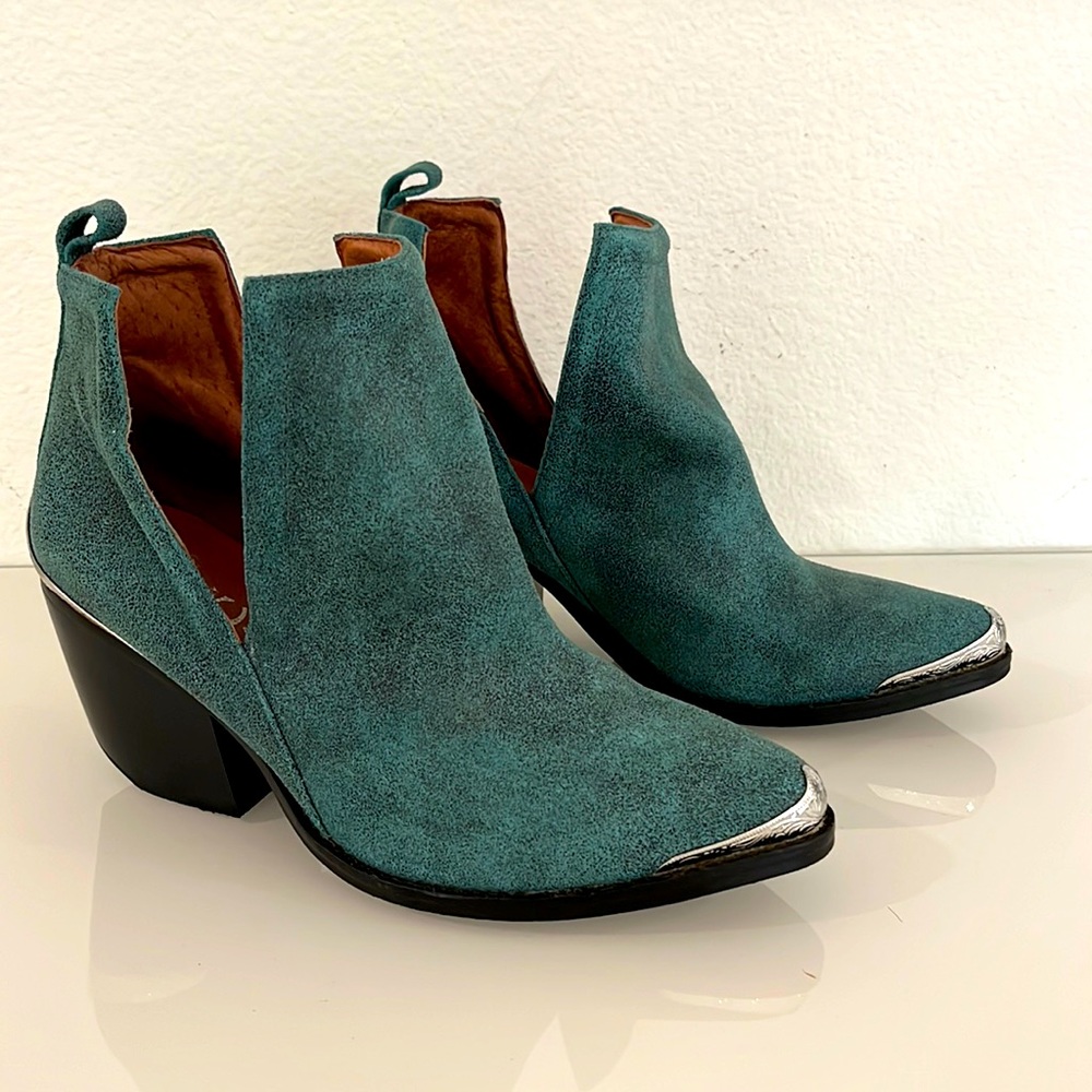 JEFFREY CAMPBELL CROMWELL SUEDE SIZE 6.5